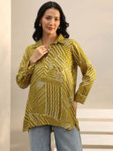 Green color option, Sold out, Currently selected