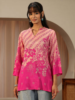 Libas - Pink Floral Printed Straight Kurti
