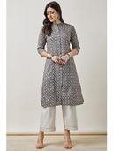 Grey color option, Currently selected