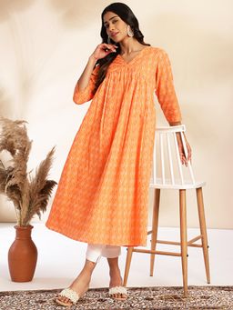 Janasya - Women Orange Printed Empire Fit Cotton Kurta