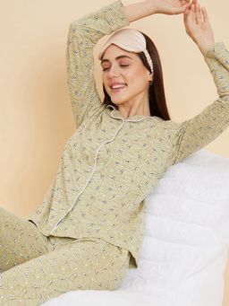 Sweet Dreams - Women Printed Full Sleeves Pyjama (Set of 2)