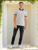 White 0