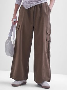 TOKYO TALKIES - Women Brown Solid Straight Fit Cargo Pocket Pant