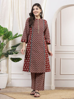 Nayam by lakshita - Maroon Printed Kurta with Pant (Set of 2)