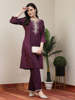 Nayam by lakshita - Women Purple Embroidered Kurta with Pant (Set of 2)