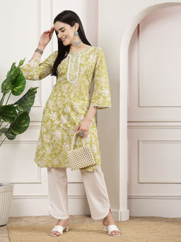 Nayam by lakshita - Women Green Printed Embellished Kurta with Pant (Set of 2)