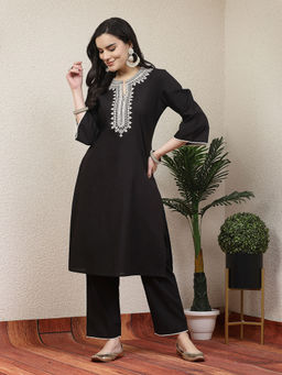 Nayam by lakshita - Black Solid Embroidered Kurta with Pant (Set of 2)