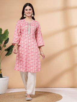 Nayam by lakshita - Women Pink Printed Kurta with Pant (Set of 2)