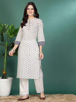 Nayam by lakshita - White and Navy Blue Floral Printed Kurta with Pant (Set of 2)