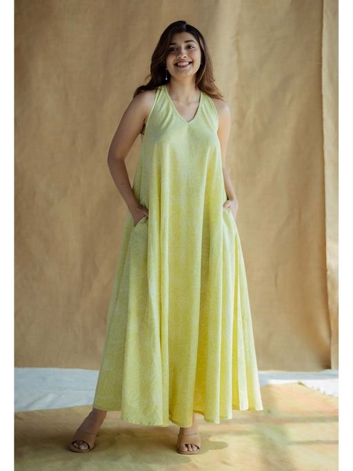 slim fit dress slacks Kalidar Bright Green Anarkali Set S / Green