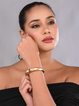 REENISAA - Sculpt Curve Open Bangle