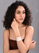 White color option, Currently selected