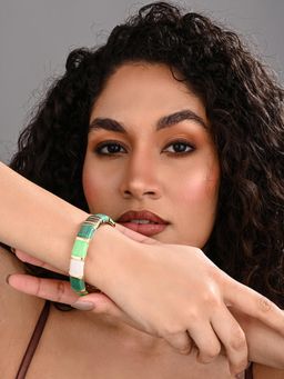 REENISAA - Green Enamel Voyage Colorblock Bangle