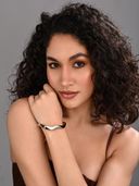 Black color option, Currently selected