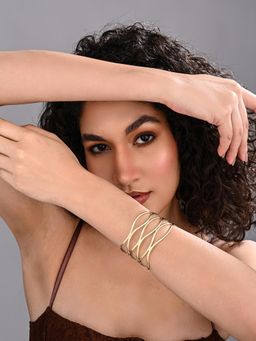 REENISAA - Golden Waves Of Eternity Designer Cuff