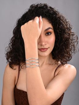 REENISAA - Silver Waves Of Eternity Designer Cuff
