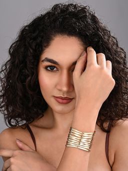 REENISAA - Sculpted Shine Cuff