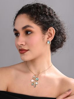 REENISAA - Serene Symphony Necklace Set