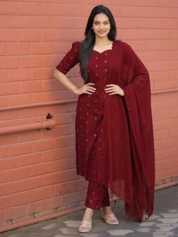 Gahan - Womens Viscose Straight Printed Kurta with Pant & Dupatta - Maroon