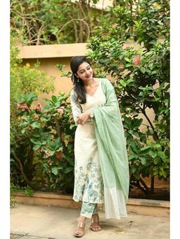 Gahan - Womens Rayon Viscose Straight Printed Kurta with Pant & Dupatta - Green