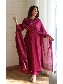 Gahan - Womens Poly Straight Solid Kurta with Narrow Pant & Dupatta - Pink