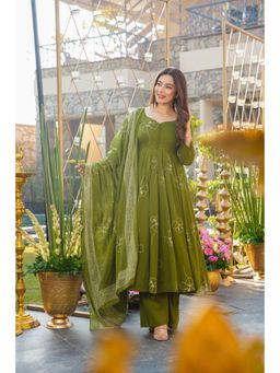 Gahan - Womens Viscose Blend Umbrella Style Printed Anarkali Kurta Palazzo with Dupatta - Green