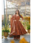 Rust color option, Sold out, Currently selected