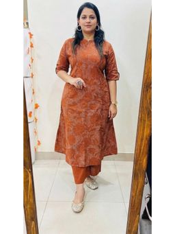 Gahan - Womens Viscose Blend A-Line Printed Kurta with Pant - Rust