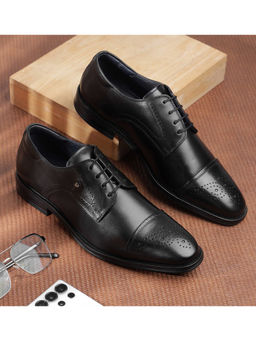 Metro - Men Black Brogues
