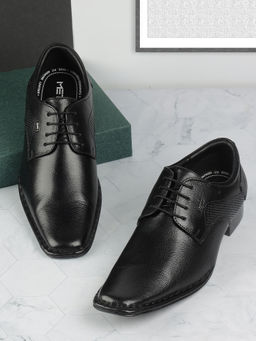 Metro - Men Black Solid Derbies