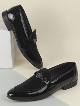 Mochi - Men Black Slip On Loafers