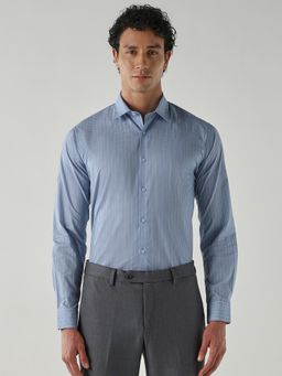 Reid & Taylor - Men Slim Fit Blue Shirt