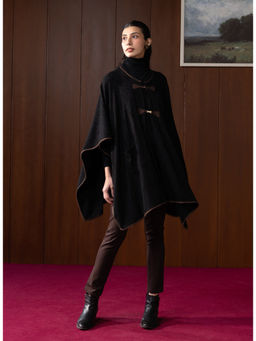 Lakshita - Black Wool Cape