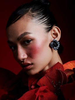 MISS JO - Black Vintage Rose Garden Stud Earrings