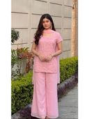 Pink color option, Currently selected