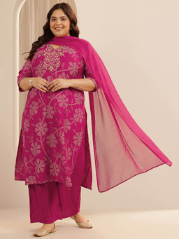 Extra love by Libas - Plus Size Women Plus Size Women Pink Floral Kurta with Pant and Dupatta
