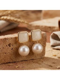 TRIBAL ZONE - Ivory Stone Square Stud with Pearl Drop Earrings