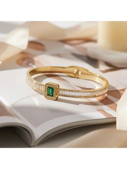 TRIBAL ZONE - Gold Emerald and Baguette Pave Bangle