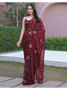 SATRANI - Women Magenta Foil Printed Chiffon Saree With Unstitched Blouse