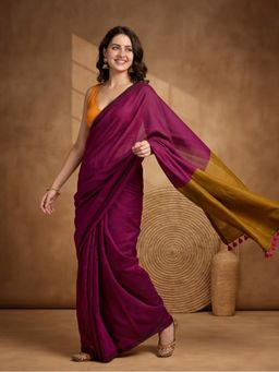 Jaipur Kurti - Women Pink Pure Cotton Solid Saree With Unstitched Blouse