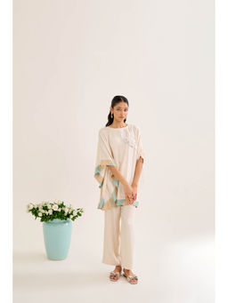 Siyona by Ankurita - White Mallika Co-Ord (Set of 2)