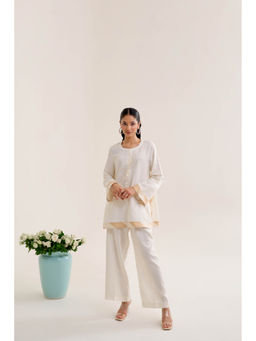 Siyona by Ankurita - White Chandni Co-Ord (Set of 2)