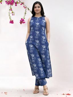 Gahan - Women Printed Pure Cambric Cotton Kurta and Pant - Blue