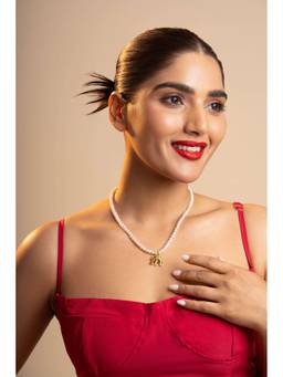AIRO JEWELRY - White Diamond Elephant Pearl Necklace