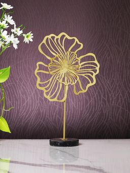 Tayhaa - Gold Toned Metal Flower Centre Figurine