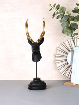 Tayhaa - Regal Deer Head Figurine