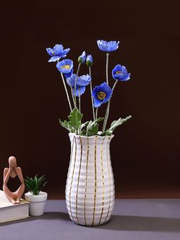 Tayhaa - White with Gold lines Cylindrical Shaped Ceramic Vase