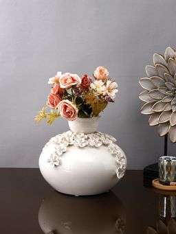 Tayhaa - Beautiful White Floral Dome shaped Ceramic Vase