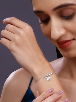 GIVA - 925 Silver Hold My Hand Bracelet