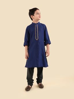 Fabindia - Navy Viscose Blend Embroidered Long Kurta